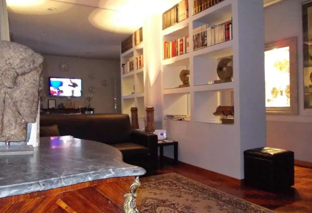 Luxury ai Banchi Nuovi-1